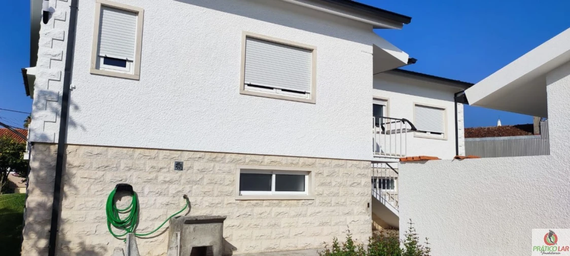 Moradia T3 para Venda em Requeixo, Nossa Senhora de Fátima e Nariz Foto 8