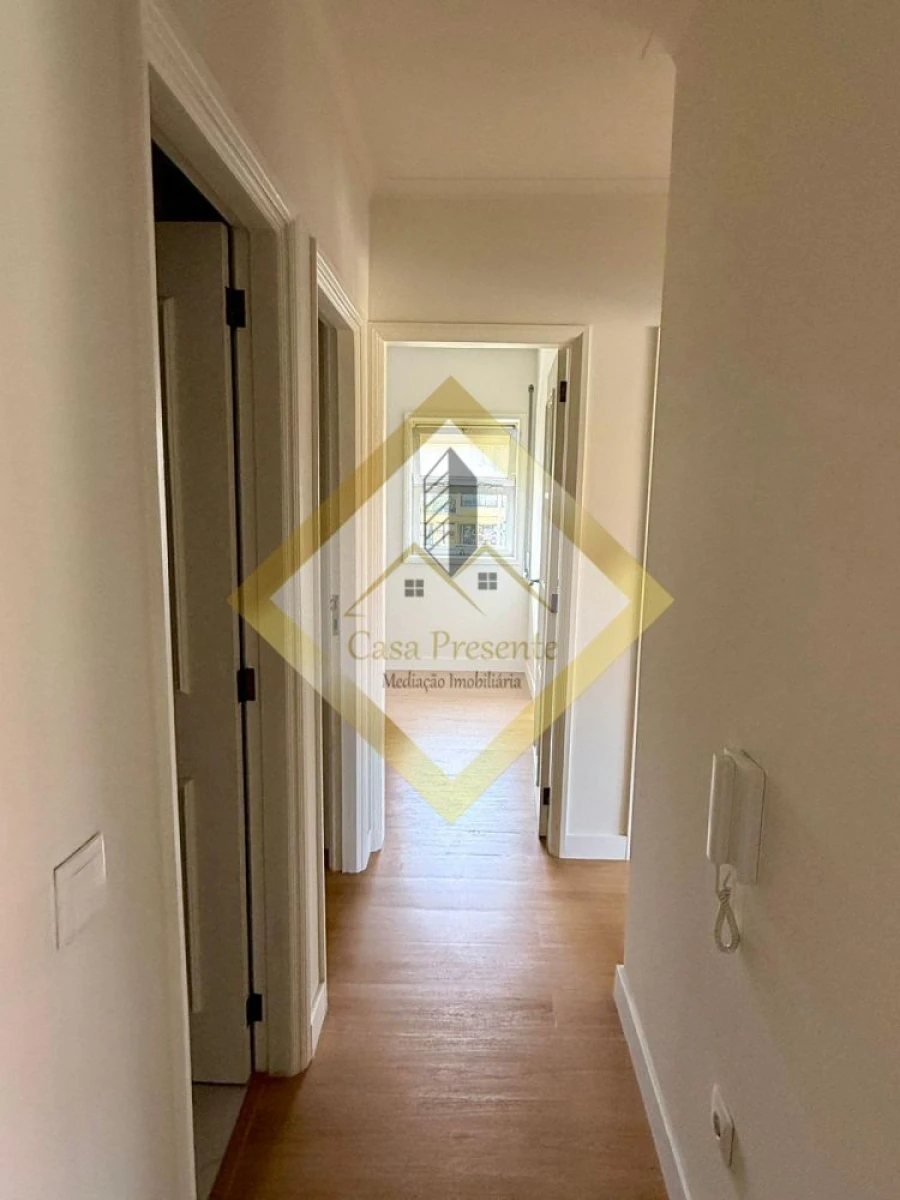 Apartamento T3 para Venda em Canelas Foto 8