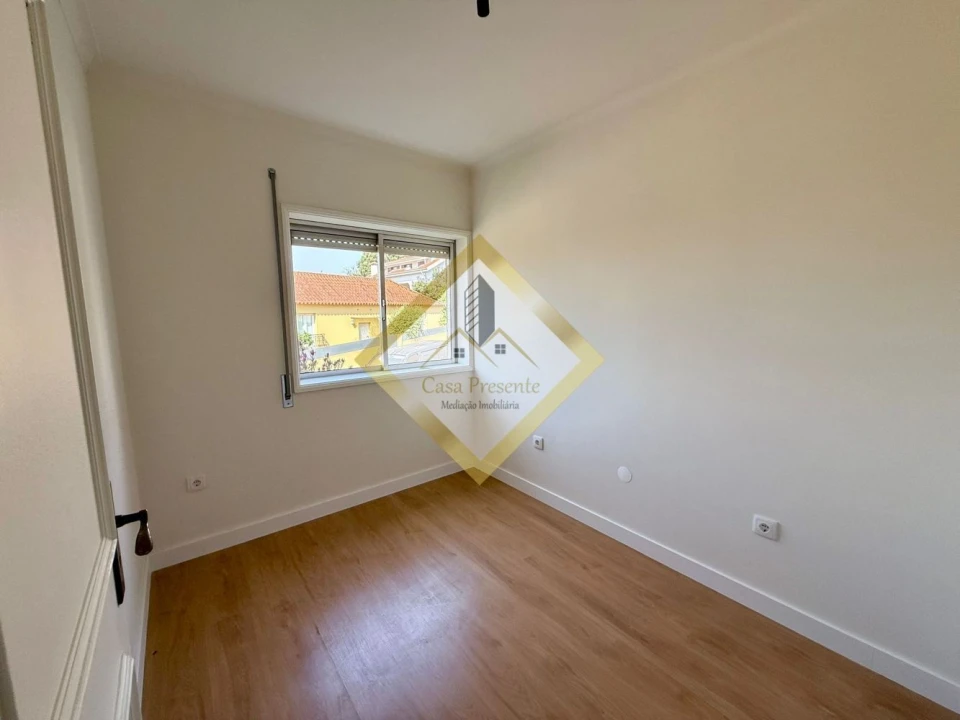 Apartamento T3 para Venda em Canelas Foto 15