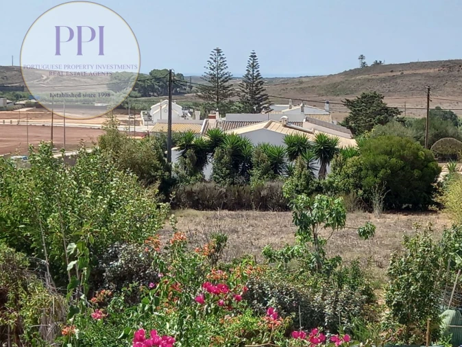 Terreno para Venda em Vila do Bispo e Raposeira Foto 4