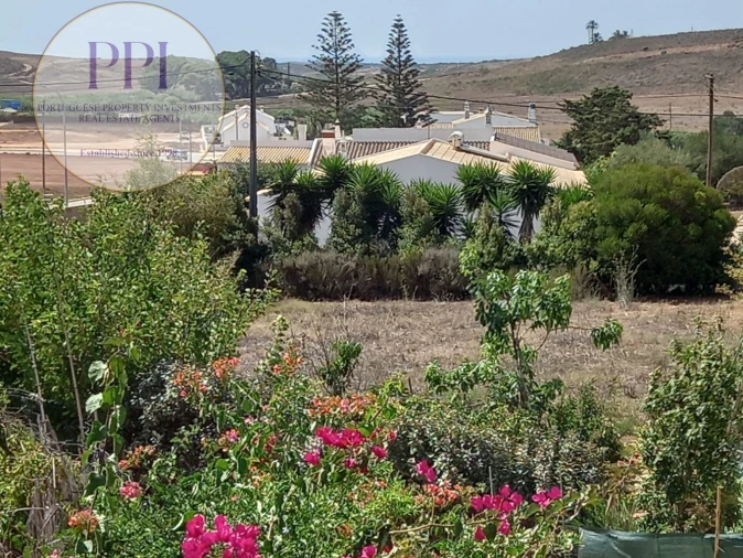 Terreno para Venda em Vila do Bispo e Raposeira