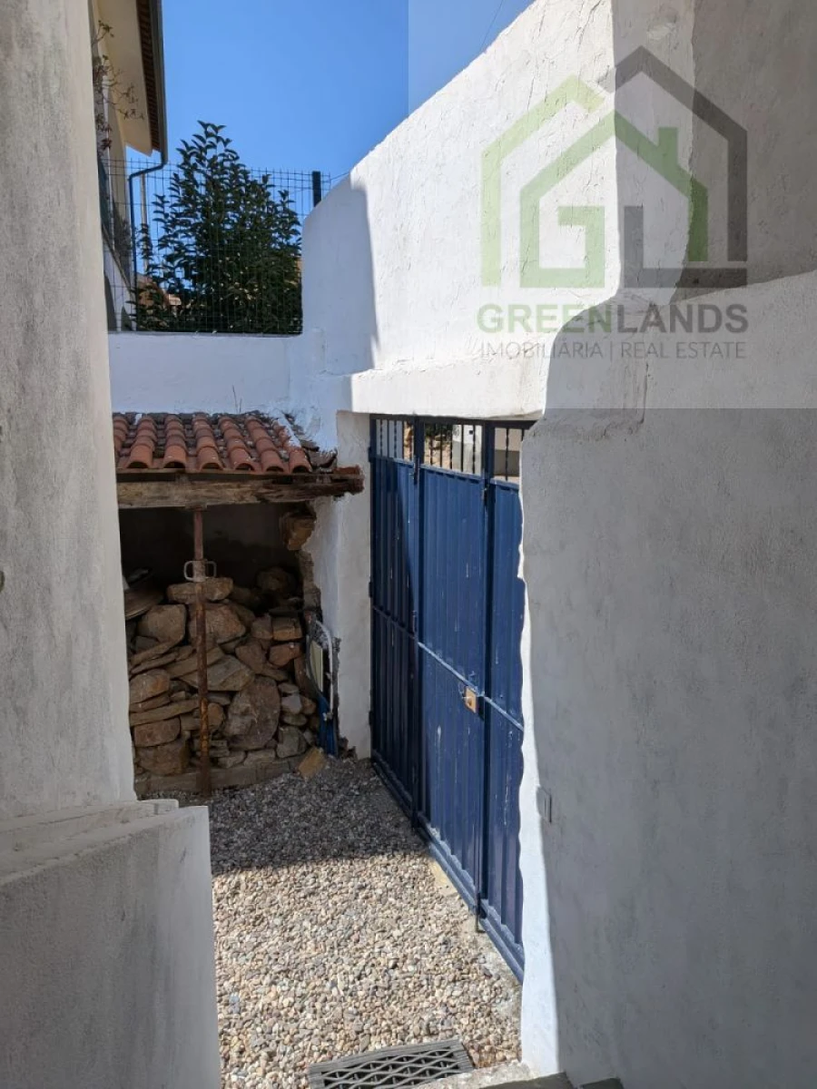 Moradia T5 para Venda em Ázere e Covelo Foto 8