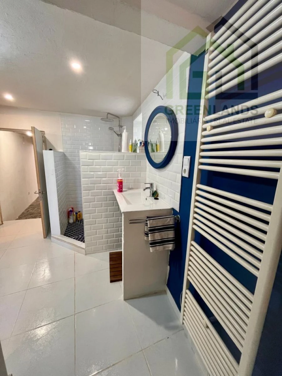 Moradia T5 para Venda em Ázere e Covelo Foto 30