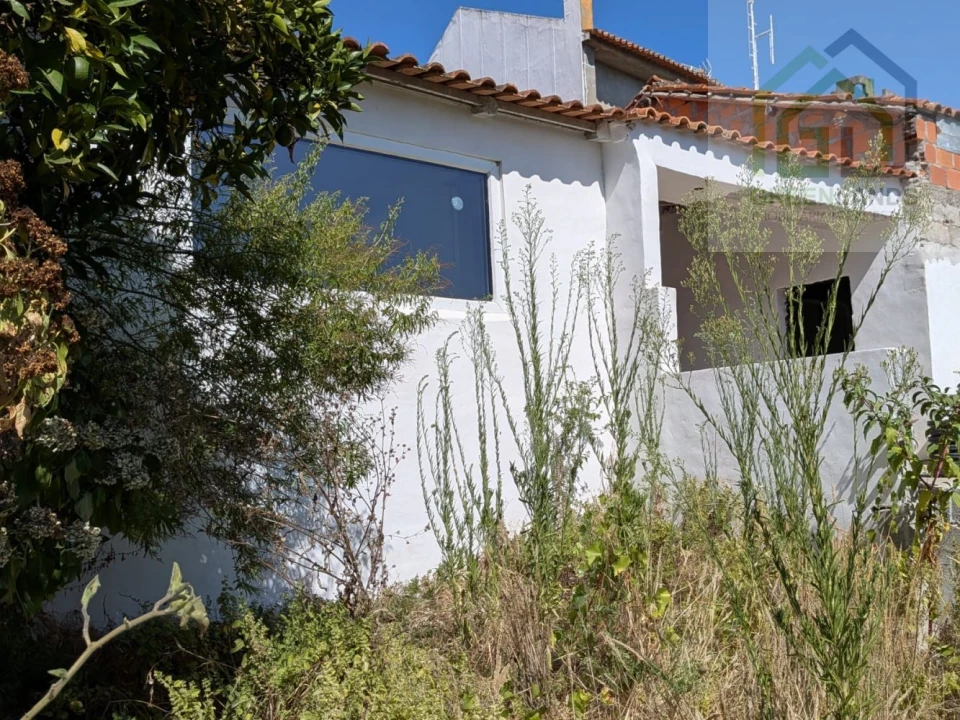 Moradia T5 para Venda em Ázere e Covelo Foto 46