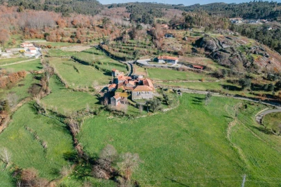 Quinta T8 para Venda em Ribeiros