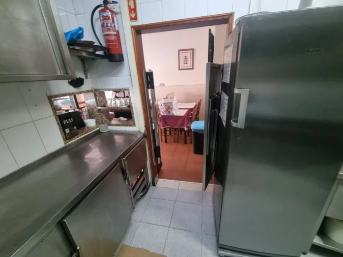 Loja para Trespasse em Areeiro Foto 7