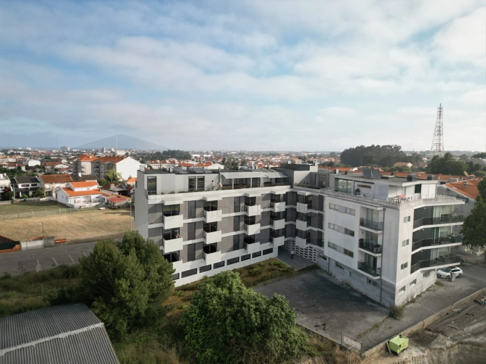Apartamento T4 para Venda em São Bernardo Foto 3