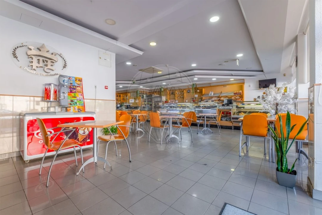 Negócio para Venda em Vila Chã, Codal e Vila Cova de Perrinho Foto 3