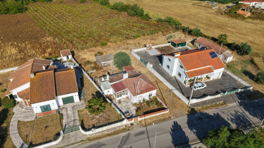 Moradia T3 para Venda em Arruda dos Vinhos Foto 26