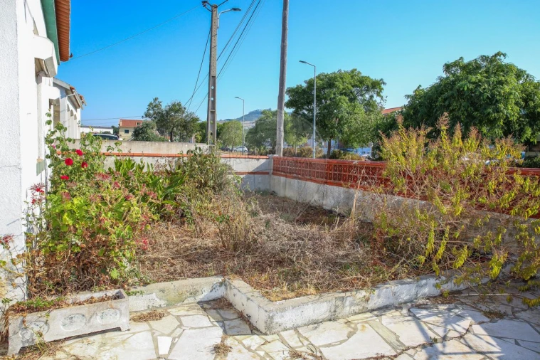 Moradia T3 para Venda em Arruda dos Vinhos Foto 5