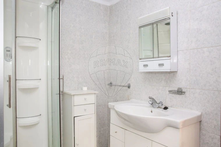 Moradia T3 para Venda em Arruda dos Vinhos Foto 17