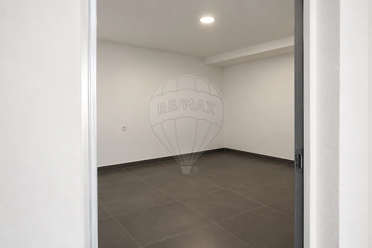 Moradia T3 para Venda em União das Freguesias de Setúbal Foto 9