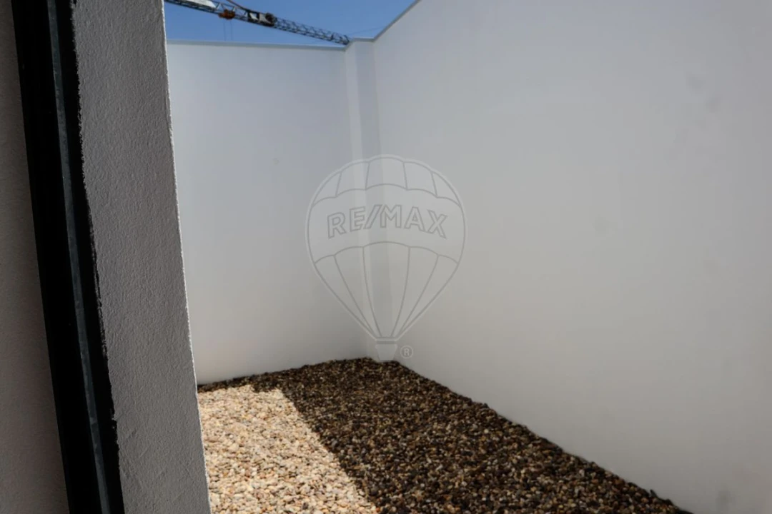 Moradia T3 para Venda em União das Freguesias de Setúbal Foto 10