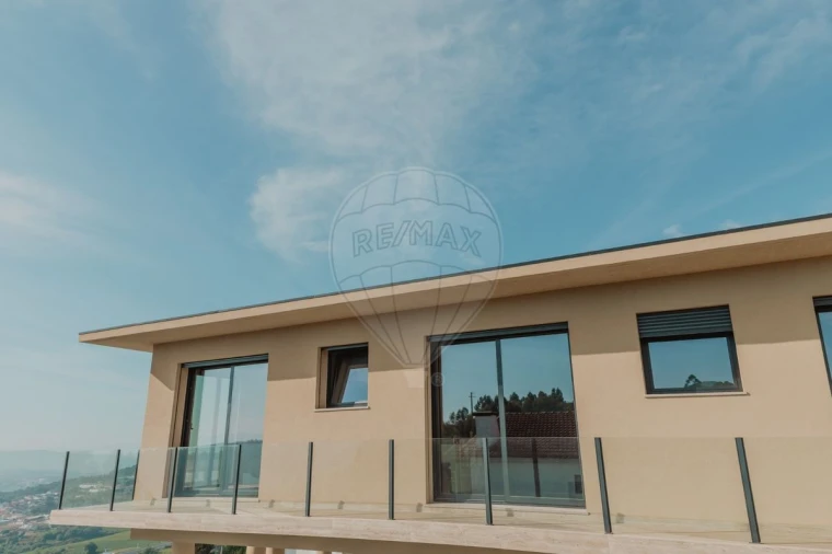 Moradia T3 para Venda em Figueiras e Covas Foto 5