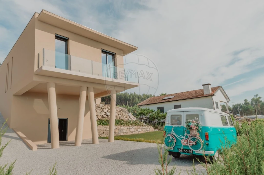 Moradia T3 para Venda em Figueiras e Covas Foto 4