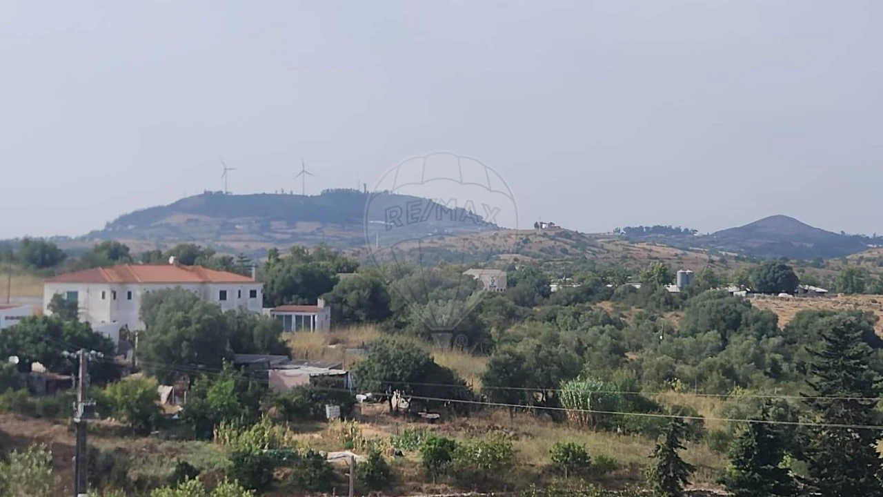Terreno para Venda em Venda do Pinheiro e Santo Estêvão das Galés Foto 10