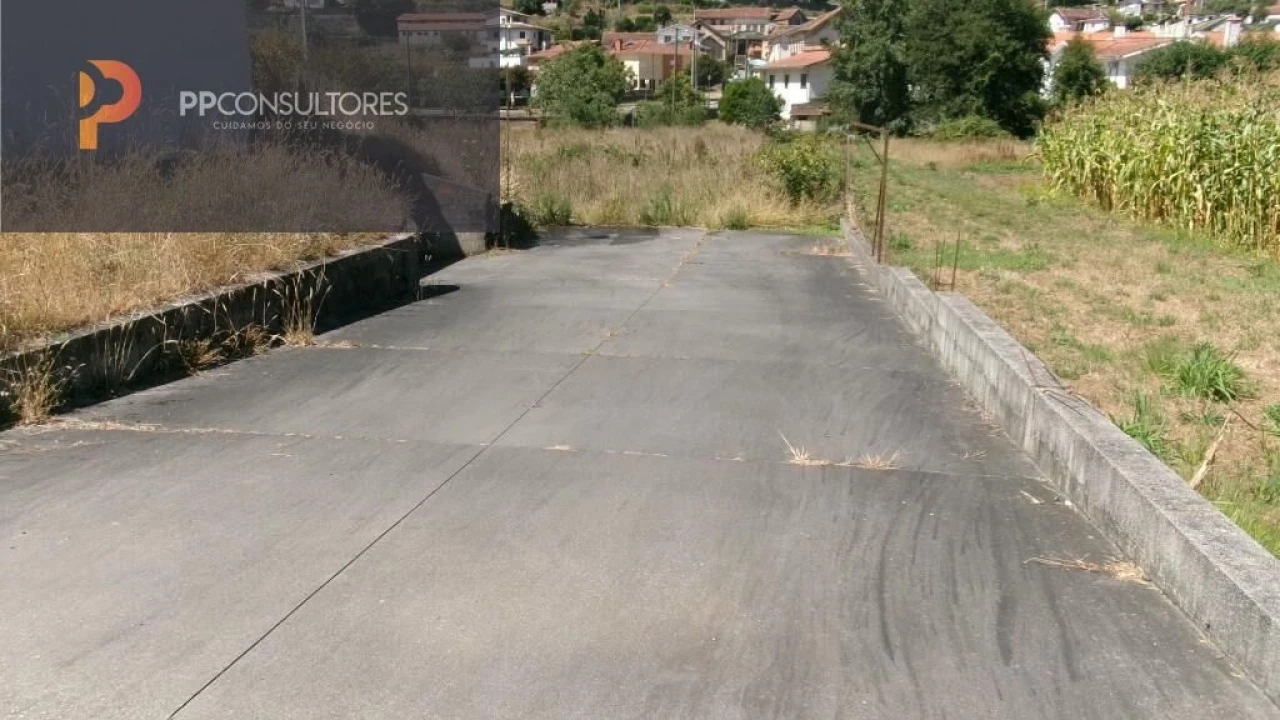 Moradia T3 para Venda em Ribeira de Fraguas Foto 35