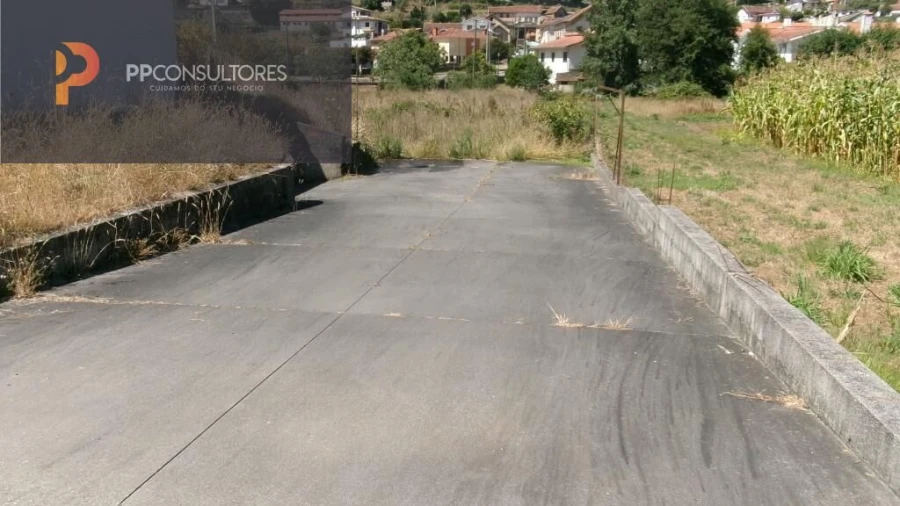 Moradia T3 para Venda em Ribeira de Fraguas Foto 35