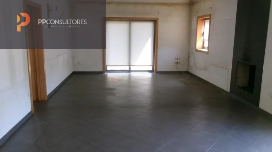 Moradia T3 para Venda em Ribeira de Fraguas Foto 4