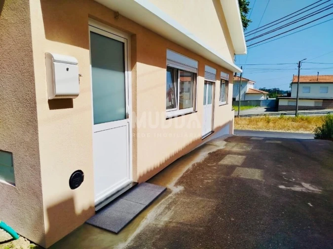 Moradia T2 para Venda em Beduído e Veiros Foto 2