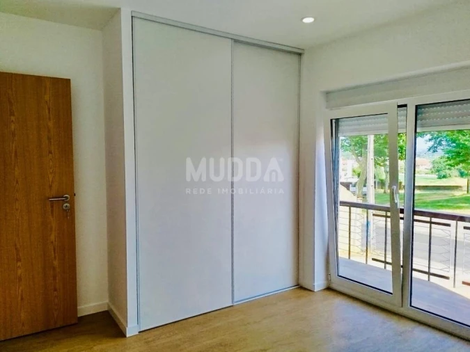 Moradia T2 para Venda em Beduído e Veiros Foto 12