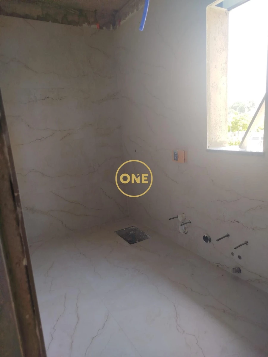 Moradia T4 para Venda em Moita Foto 18