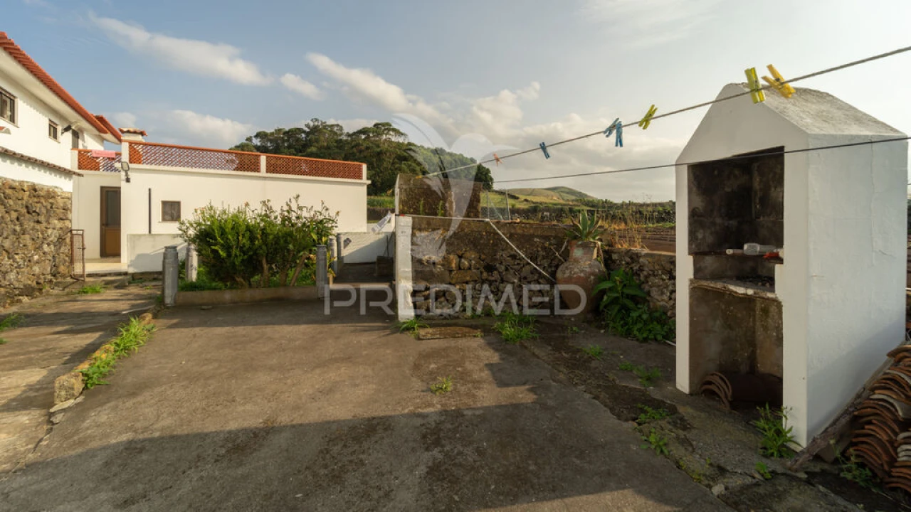 Moradia T5 para Venda em Cabo da Praia Foto 4