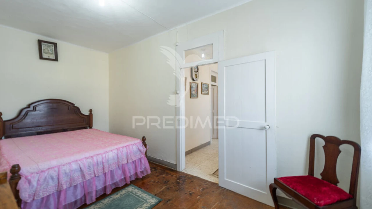 Moradia T5 para Venda em Cabo da Praia Foto 17