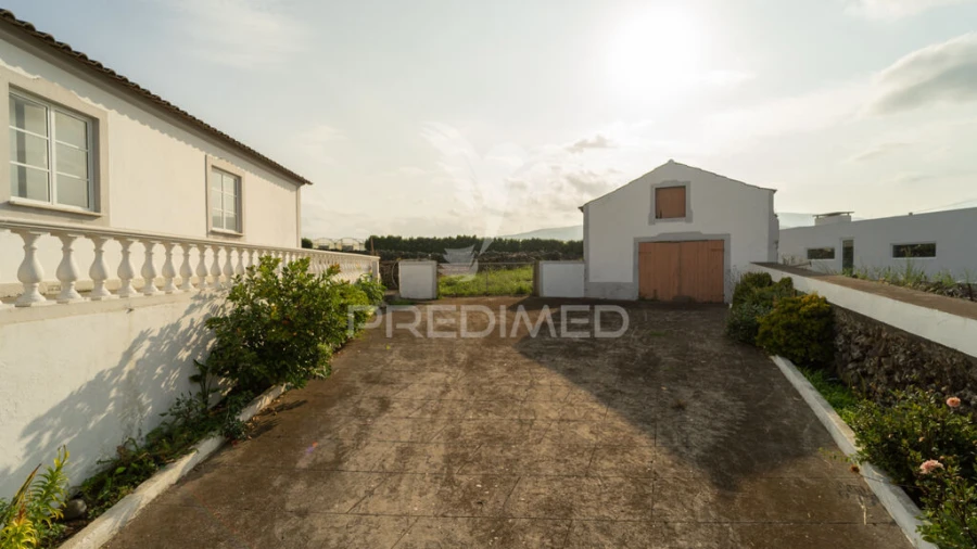 Moradia T5 para Venda em Cabo da Praia Foto 5