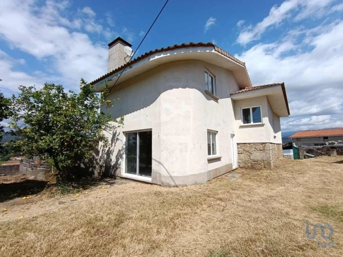 Moradia T3 para Venda em Bela Foto 2