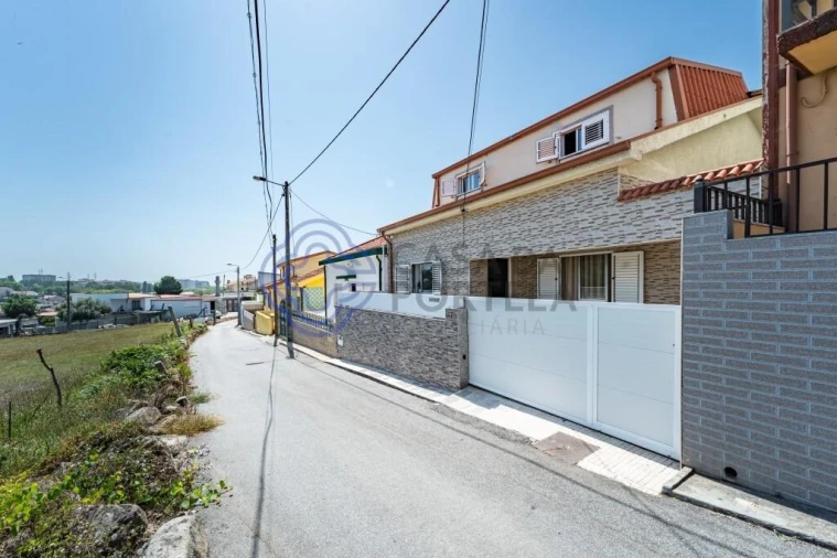 Moradia T3 para Venda em Custóias, Leça do Balio e Guifões