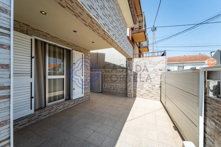 Moradia T3 para Venda em Custóias, Leça do Balio e Guifões Foto 3