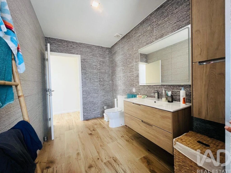 Moradia T4 para Venda em Antas Foto 19