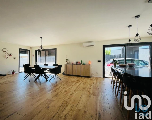 Moradia T4 para Venda em Antas Foto 9