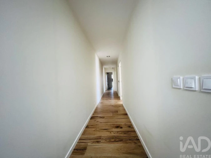 Moradia T4 para Venda em Antas Foto 17