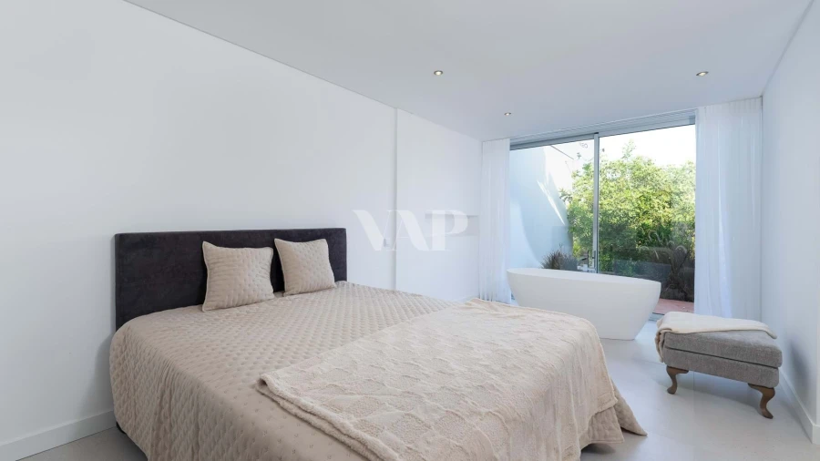 Moradia T5 para Venda em Salir Foto 16