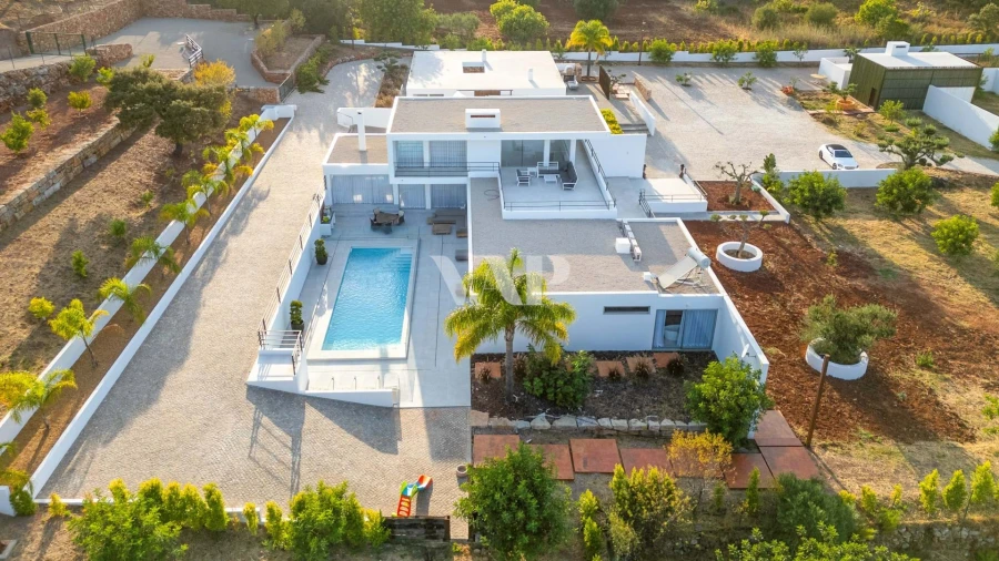 Moradia T5 para Venda em Salir Foto 41