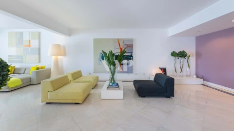 Apartamento T4 para Venda em Quarteira
