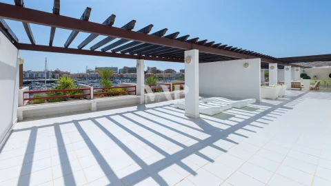 Apartamento T4 para Venda em Quarteira