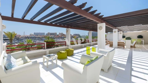 Apartamento T4 para Venda em Quarteira