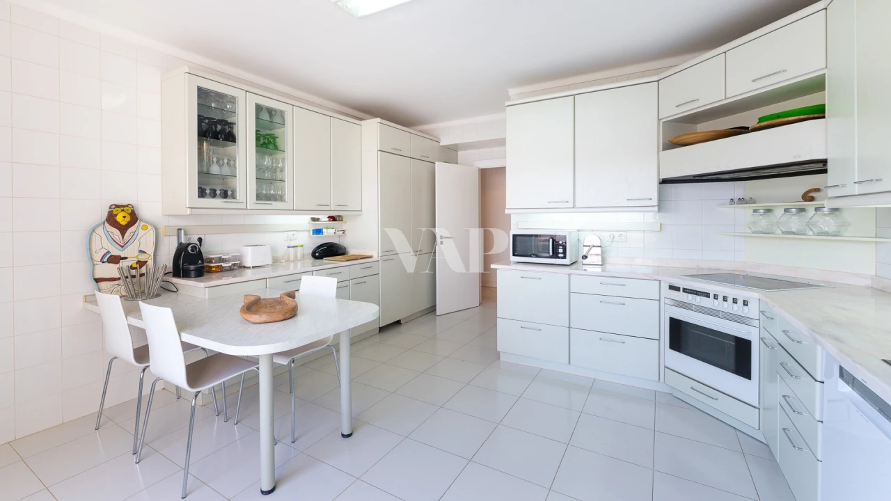 Apartamento T4 para Venda em Quarteira Foto 18