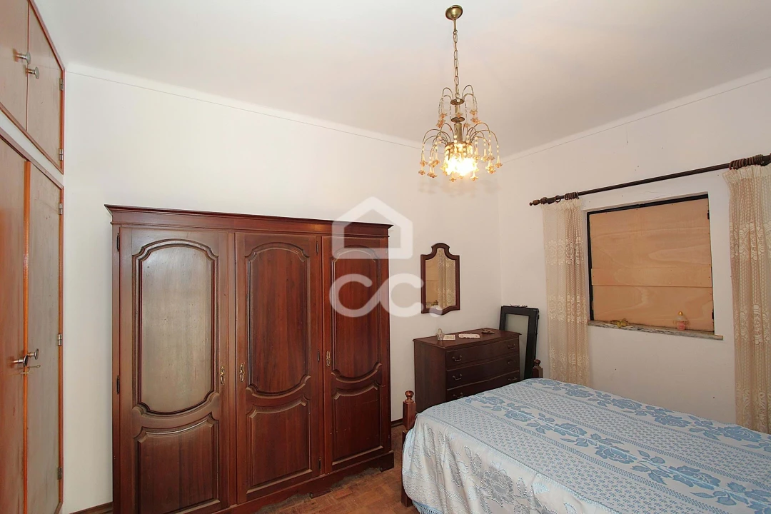 Moradia T2 para Venda em Porches Foto 11