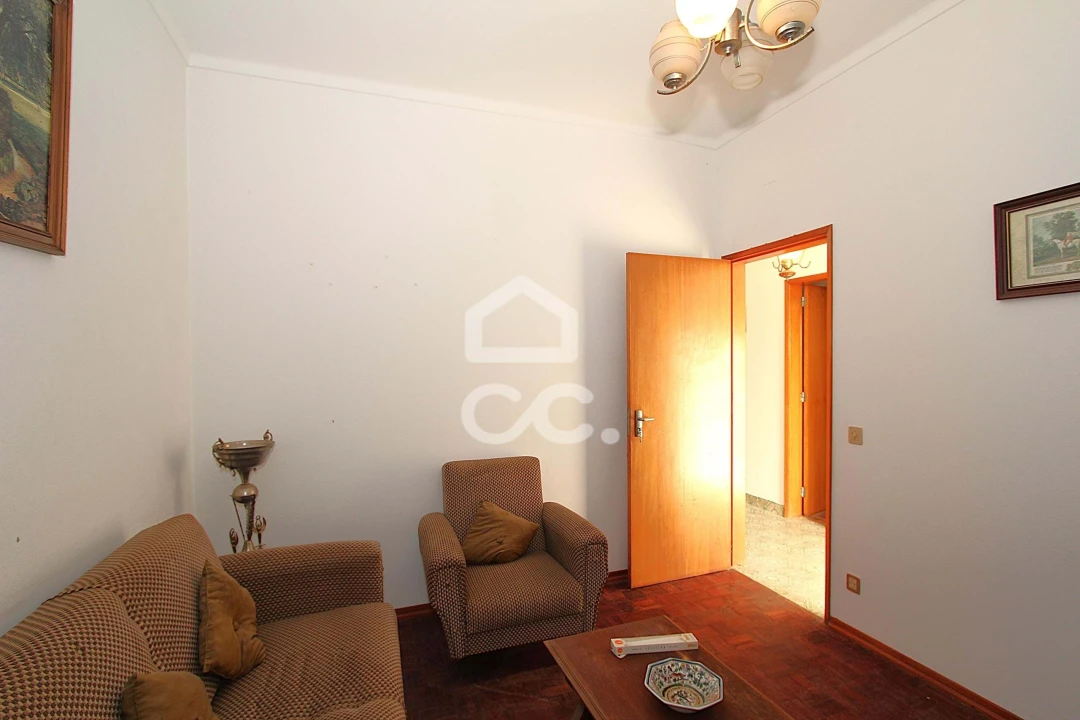 Moradia T2 para Venda em Porches Foto 10