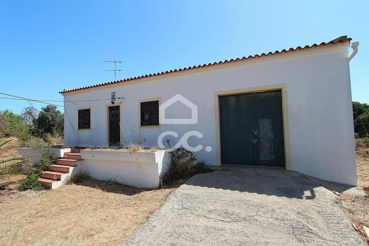 Moradia T2 para Venda em Porches Foto 4