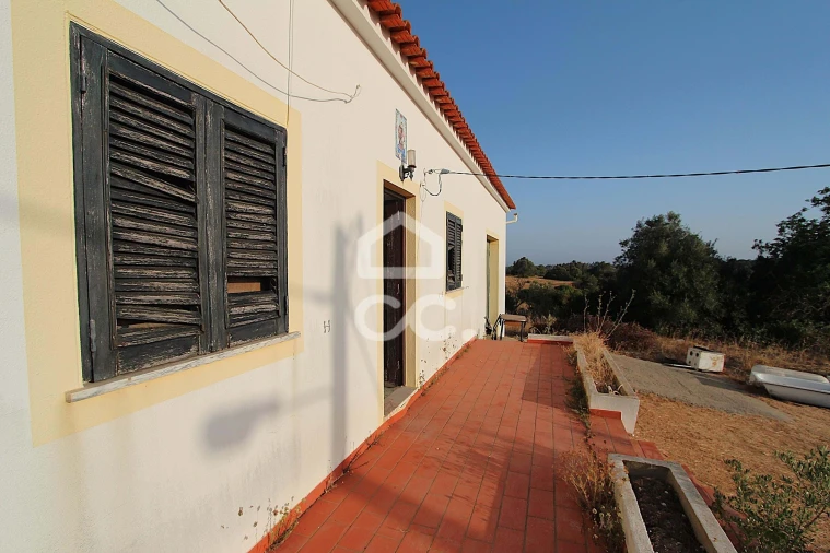 Moradia T2 para Venda em Porches Foto 21