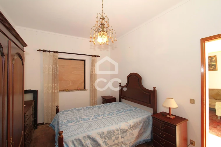 Moradia T2 para Venda em Porches Foto 12