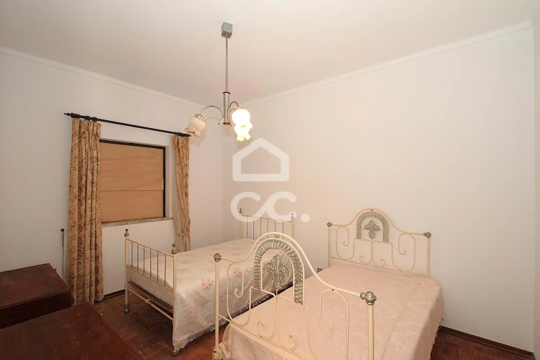 Moradia T2 para Venda em Porches Foto 13