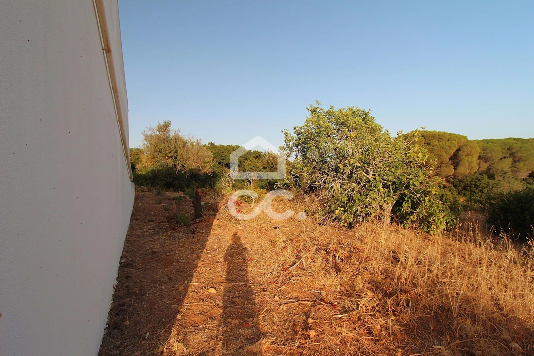 Moradia T2 para Venda em Porches Foto 35