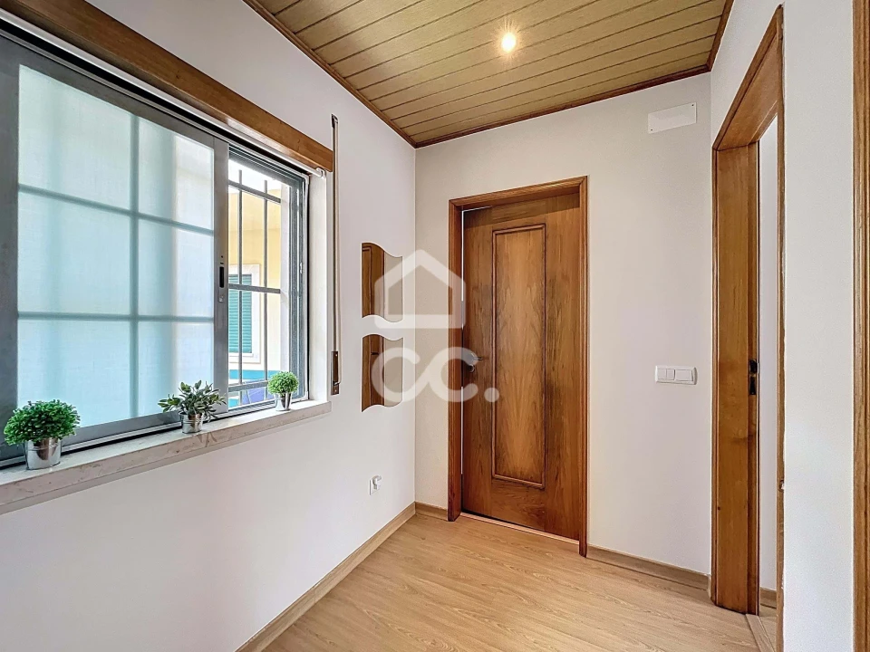 Apartamento T2 para Venda em Foz do Arelho Foto 7