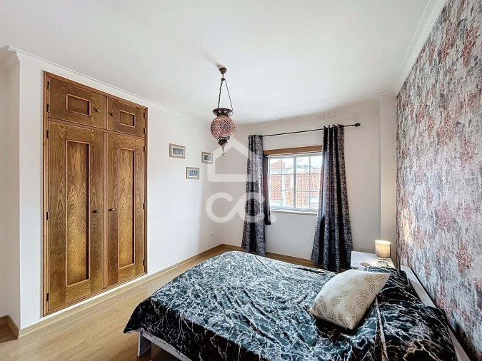 Apartamento T2 para Venda em Foz do Arelho Foto 17